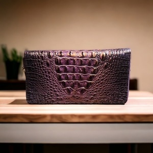 Brahmin Skyler Wallet (FigJam)