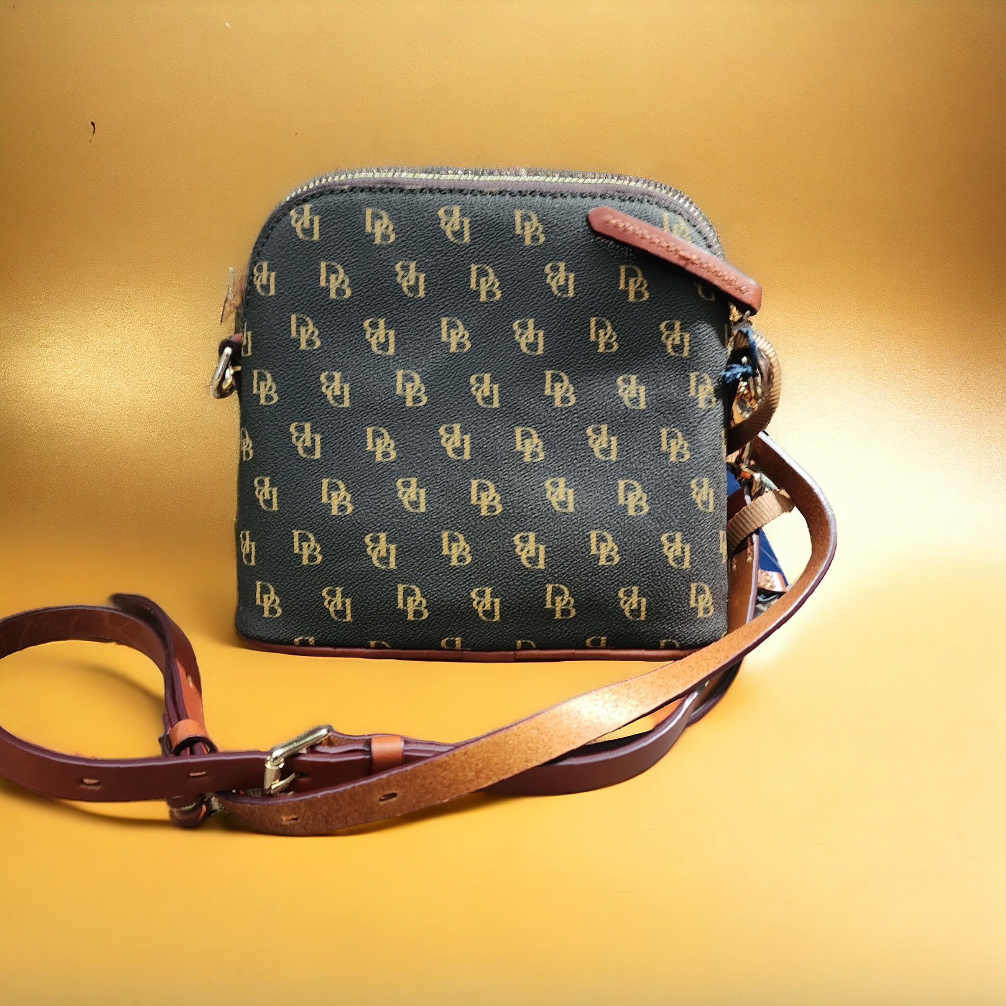 Dooney&Bourke Gretta Doomed Crossbody